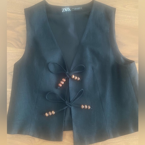 Zara Linen Blend Vest with Beaded Bows - Picture 3 of 5